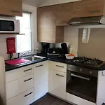 Convivial A Avec Piscine - 32 M² *