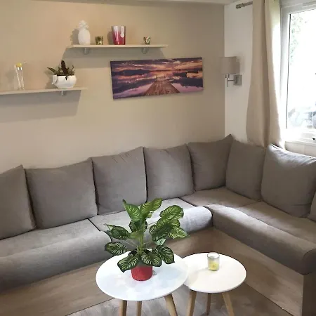 Ferienhaus Convivial A Avec Piscine - 32 M²