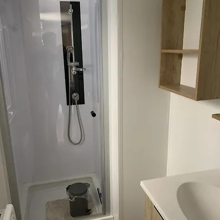 Convivial A Avec Piscine - 32 M² Ferienhaus