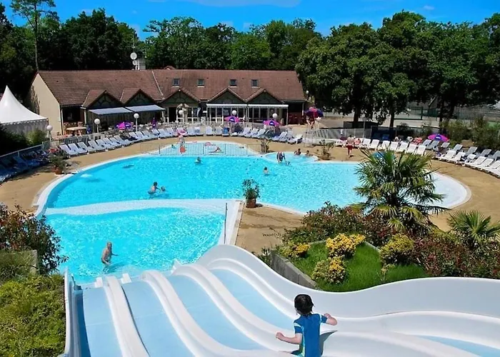 Convivial à Avec Piscine - 32 M² * Saint-Brevin-les-Pins