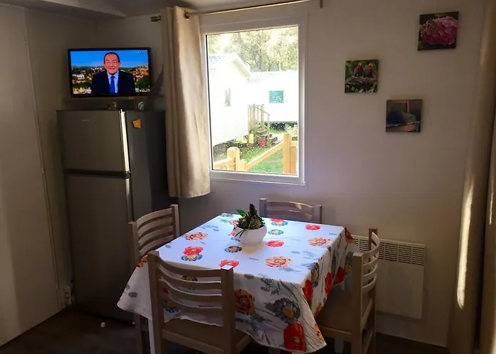 Convivial à Avec Piscine - 32 M² * Saint-Brevin-les-Pins